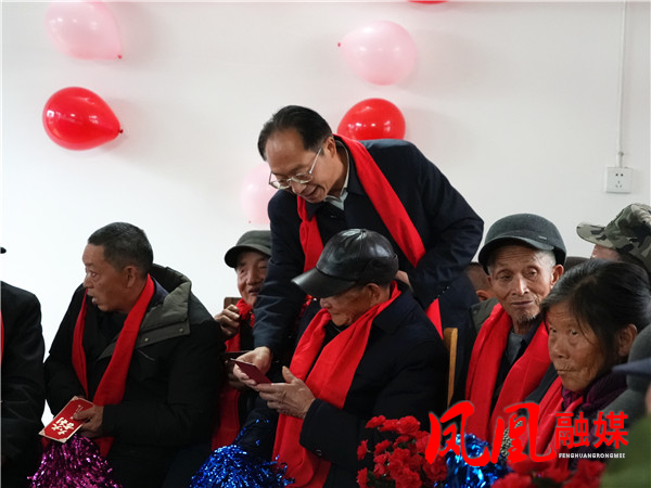 DSC02595.jpg DSC02595.jpg