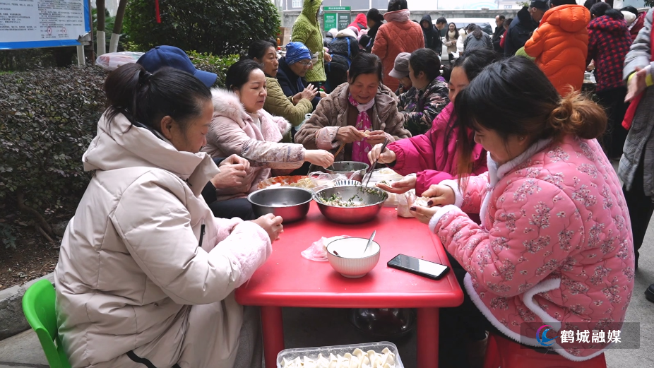 红星街道红星路社区:便民服务进小区 浓情暖意迎新春.mp4_20260130_161118.130.jpg 红星街道红星路社区:便民服务进小区 浓情暖意迎新春.mp4_20260130_161118.130.jpg