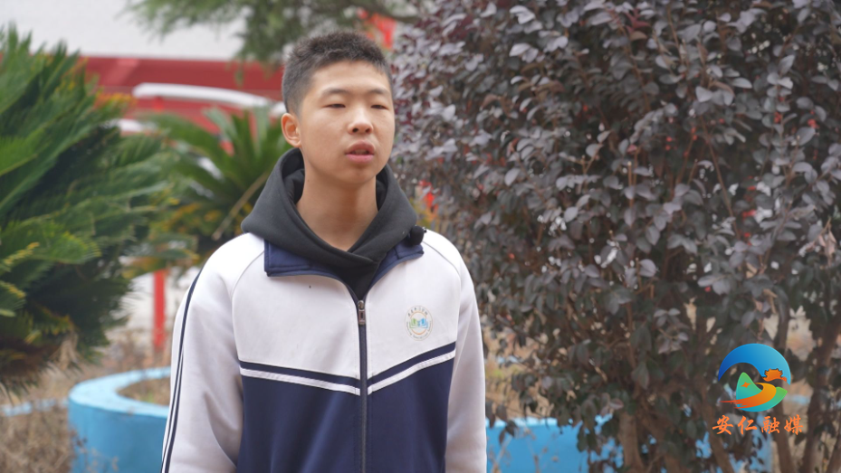 Still0130_00016.jpg Still0130_00016.jpg