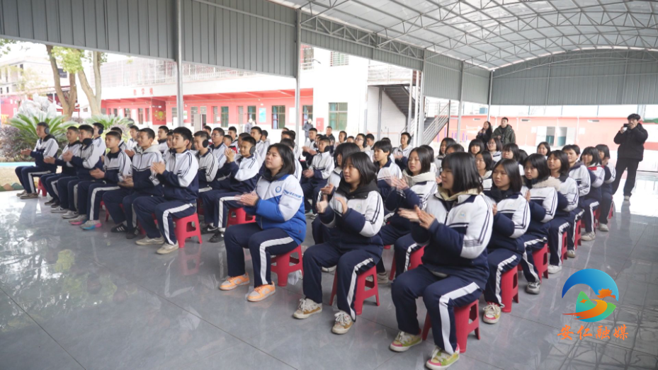 Still0130_00014.jpg Still0130_00014.jpg