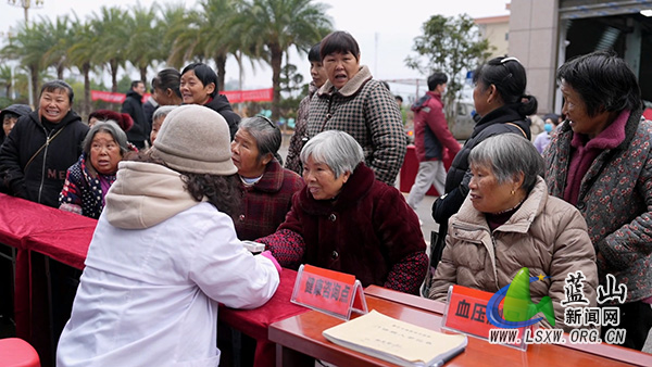 县疾控中心:健康科普添温度 疾控护航守安康.jpg 县疾控中心:健康科普添温度 疾控护航守安康.jpg