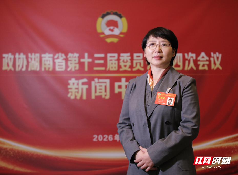 张瑜.jpg 张瑜.jpg