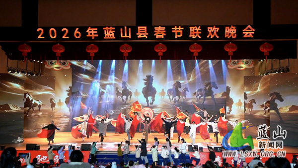 我县紧锣密鼓备春晚 凝心聚力贺新春.jpg