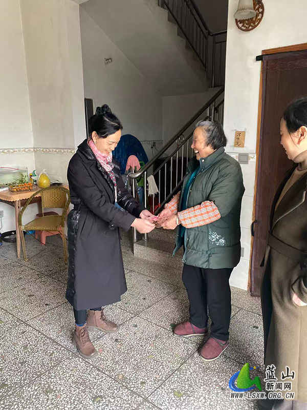 【新春走基层】毛俊镇：春节走访慰问 真情关怀暖民心.jpg