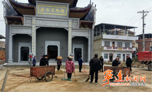 宁远县禾亭镇:扫死角、清垃圾 干干净净迎新年1_副本500.jpg 宁远县禾亭镇:扫死角、清垃圾 干干净净迎新年1_副本500.jpg