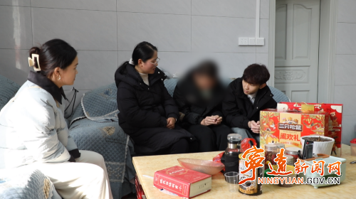 宁远：爱心暖童心  温情伴新春_副本500.png