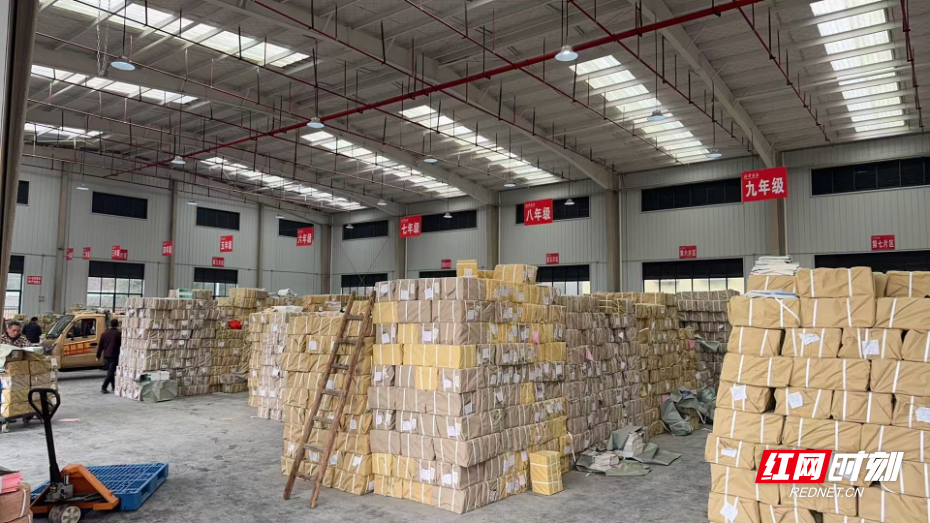 c90494a3b7d5c6a1b8c33eb89f892bc0.jpg c90494a3b7d5c6a1b8c33eb89f892bc0.jpg