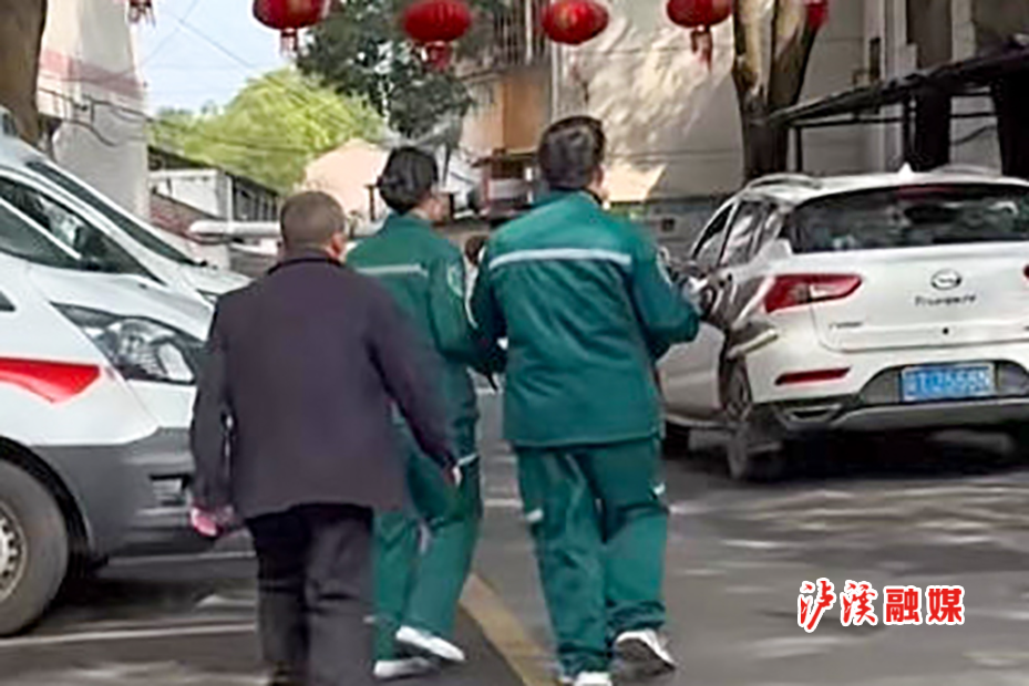 县人民医院救治昏迷孩童.jpg修改.jpg 县人民医院救治昏迷孩童.jpg修改.jpg