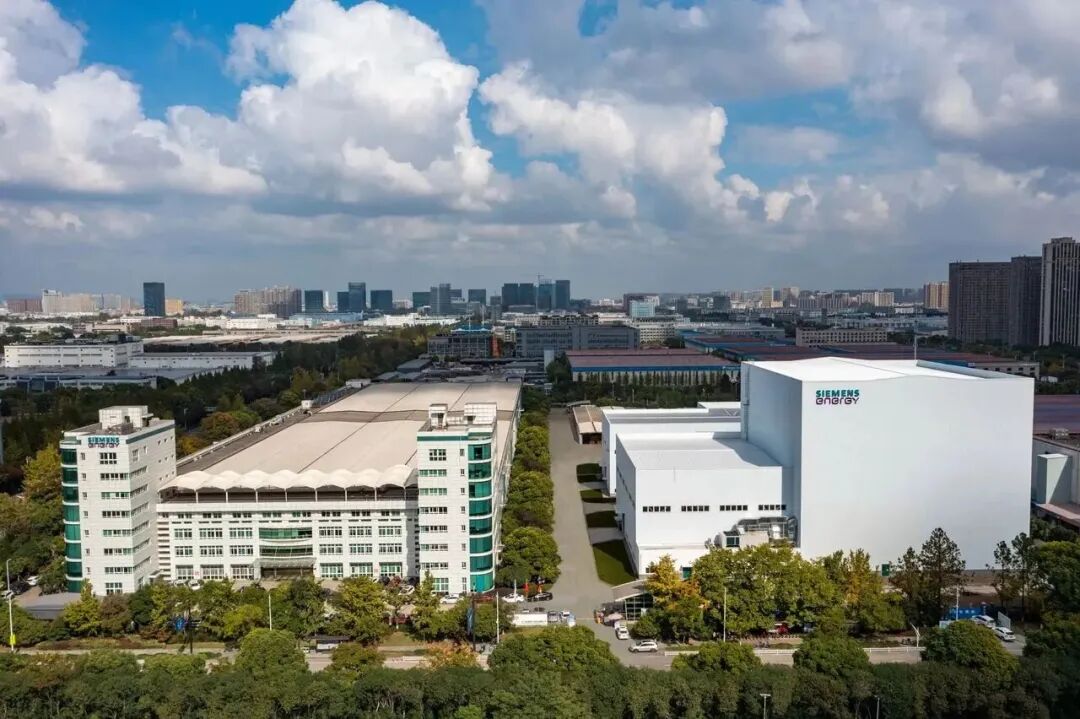 2027031467657187328.webp 图片