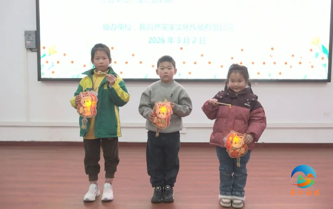 8de88ddf1e921fdb2686c9bd4b27551b.jpg 8de88ddf1e921fdb2686c9bd4b27551b.jpg