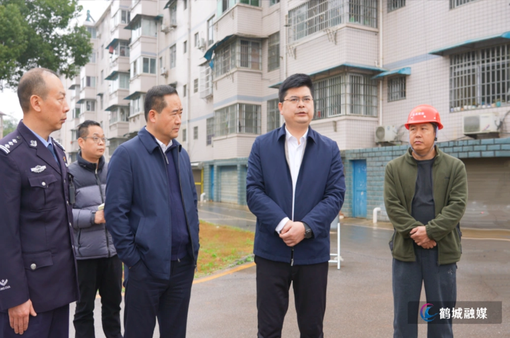 郑明明调研重点项目建设复工情况