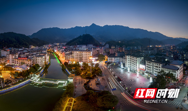 桂东县城夜景_副本.jpg