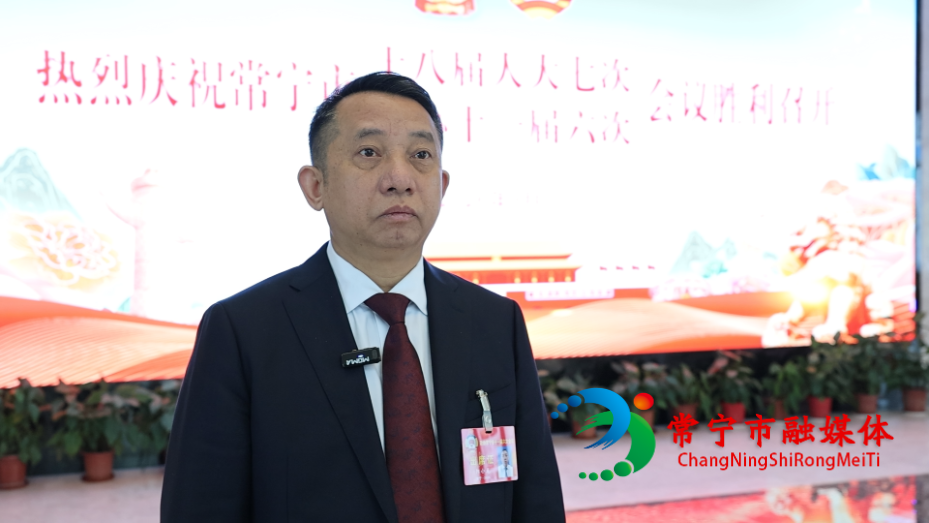 阳小龙.png 阳小龙.png