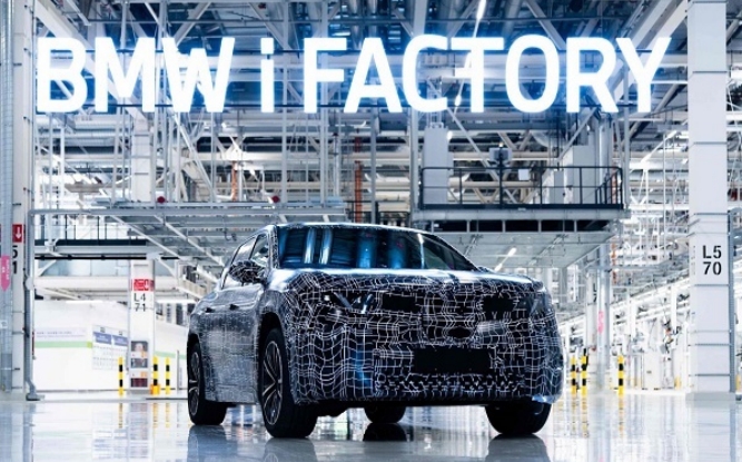 宝马2025年全球销量保持增长，2026开启中国市场“新世代之年”