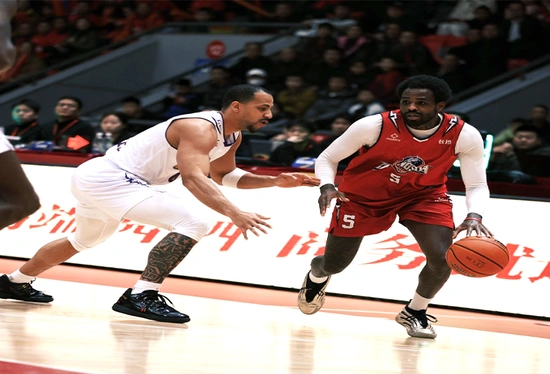 NBL常规赛：长沙勇胜82-88盐南苏科雄狮