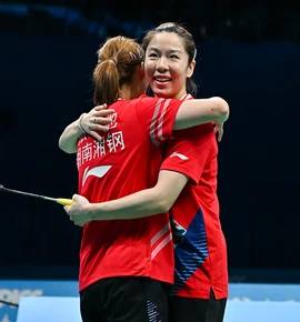 全运会羽毛球女子双打：贾一凡/张驰摘铜