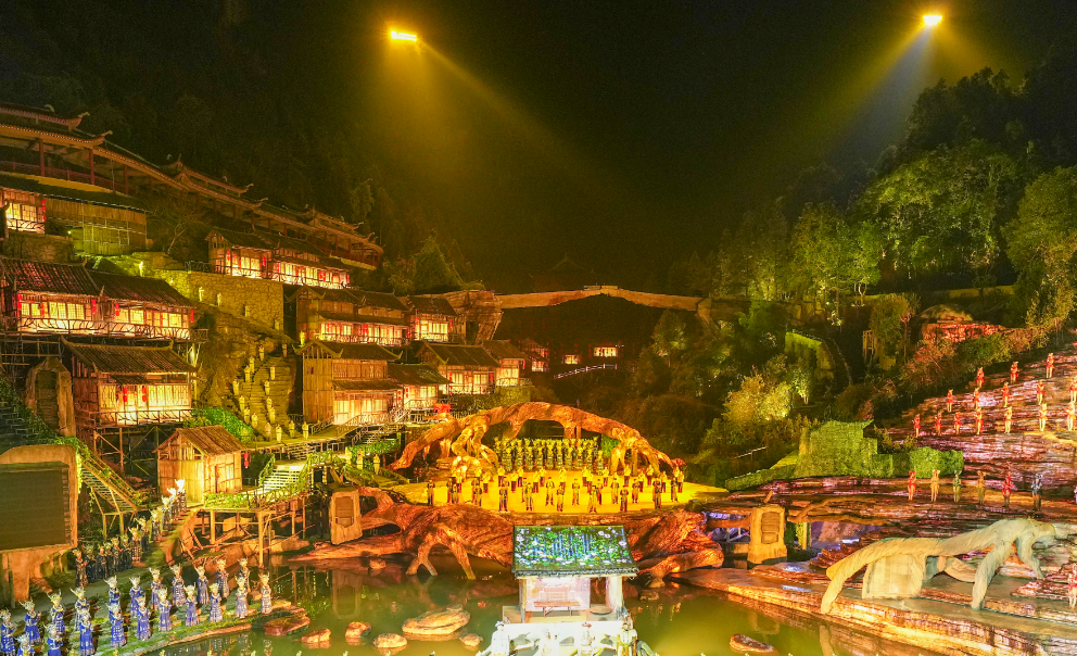 峡谷为台 仙境为幕 《天门・狐仙》3月13日震撼开演