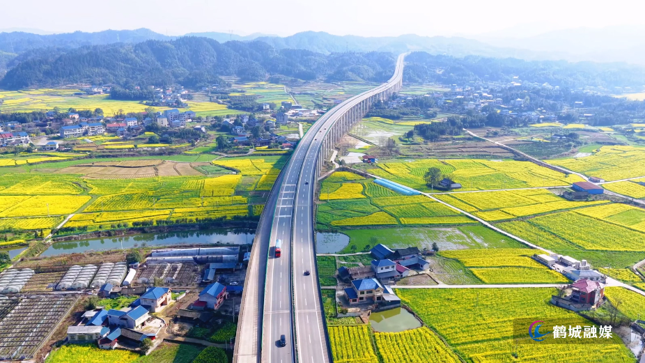 车在高速行,人似画中游.mp4_20260316_142559.602.jpg 车在高速行,人似画中游.mp4_20260316_142559.602.jpg