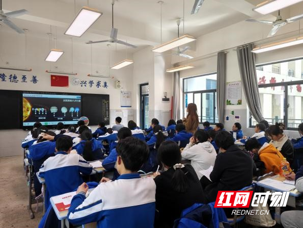 地理2.jpg 地理2.jpg