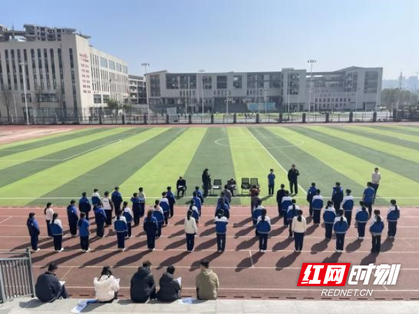 体育2.jpg 体育2.jpg