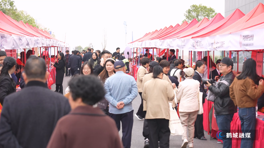 毛克文 金融机构.mp4_20260316_142500.570.jpg 毛克文 金融机构.mp4_20260316_142500.570.jpg