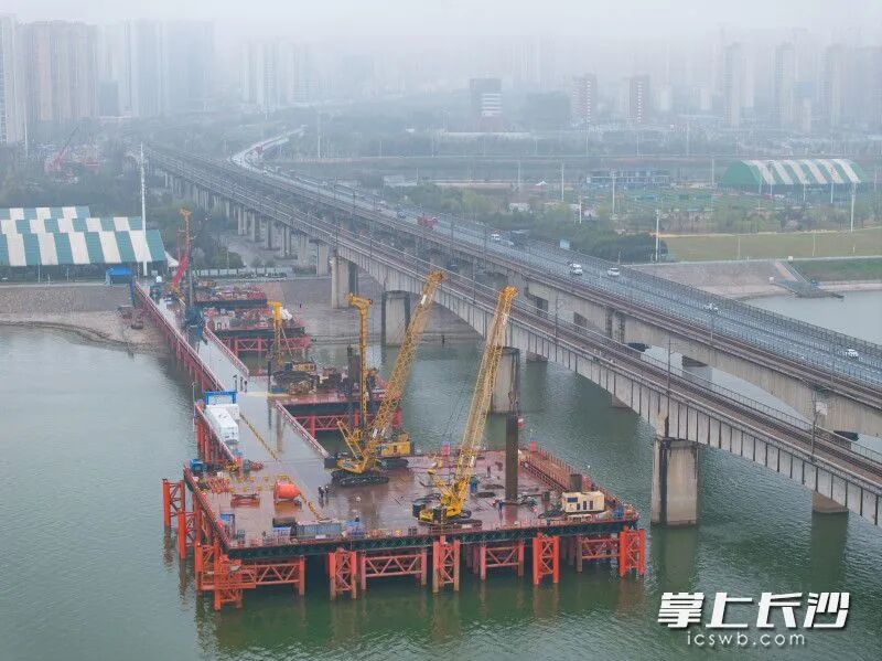 长沙湘江铁路特大桥主桥是长赣高铁湖南段控制性工程。