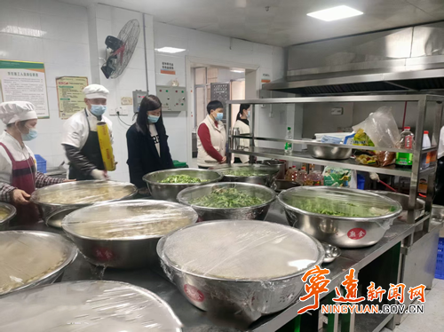 宁远县莲花小学：家校协同督食安 护航成长筑防线_副本_副本500.png