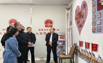 贺一夫到道县调研代表联络站建管用工作并走访人大代表