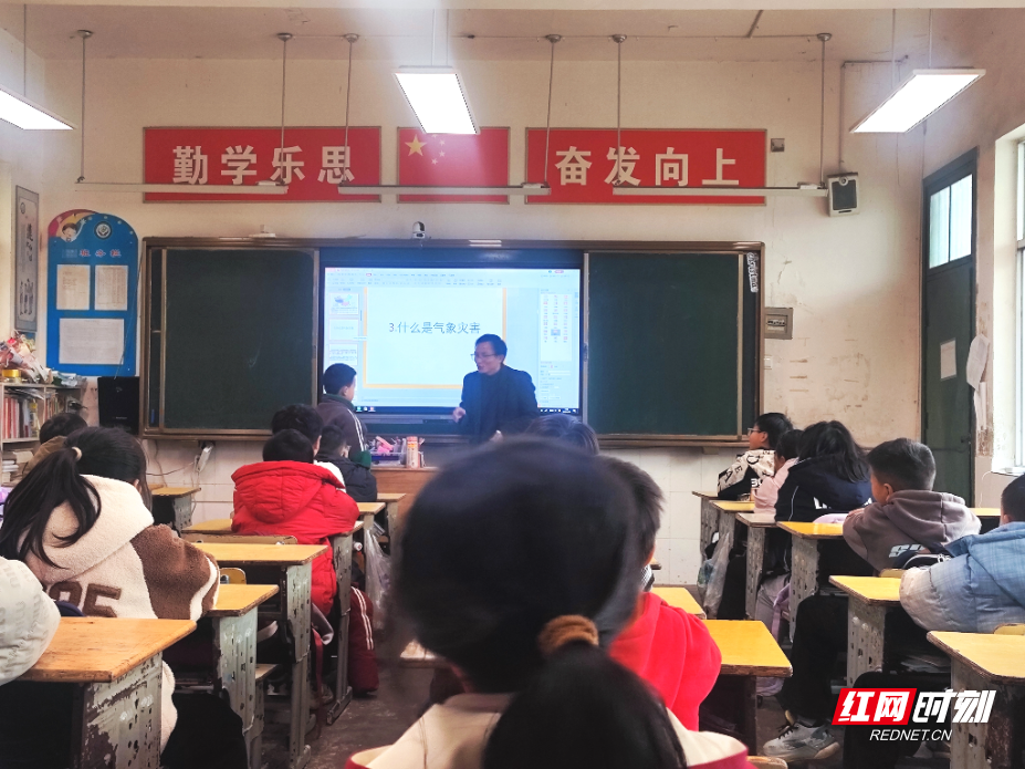 96798ec87f10478d32a122cf782c4402.jpg 96798ec87f10478d32a122cf782c4402.jpg