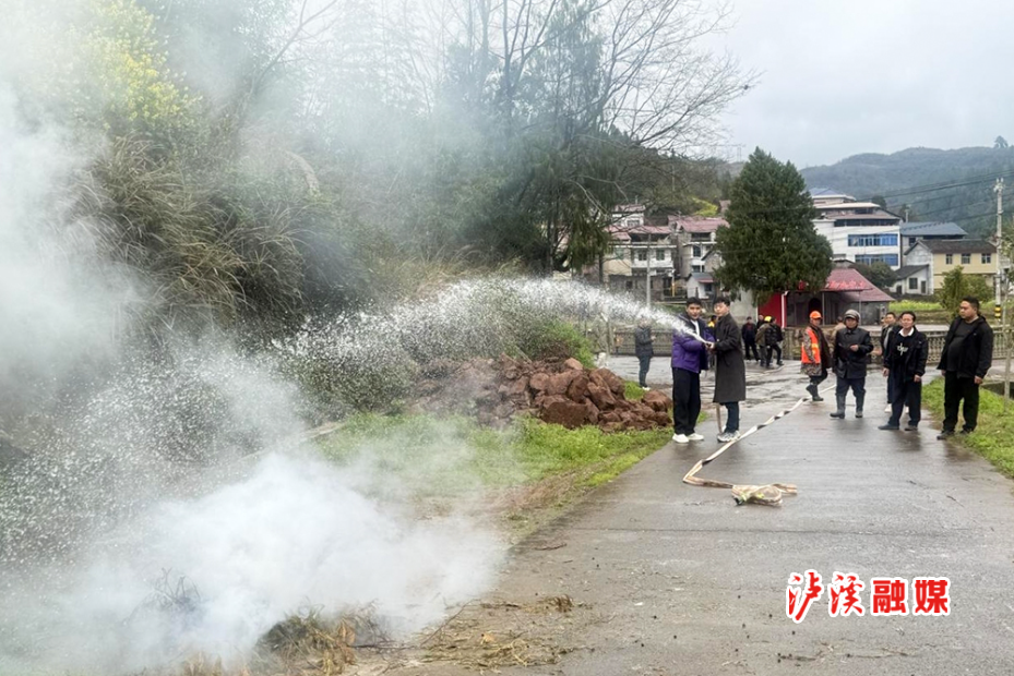 石榴坪乡应急演练.jpg2.jpg 石榴坪乡应急演练.jpg2.jpg