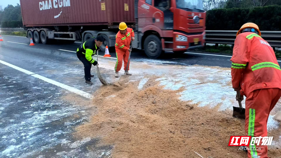 969b1ae2537f610f0aa42da4ac6d42ef.jpg 969b1ae2537f610f0aa42da4ac6d42ef.jpg