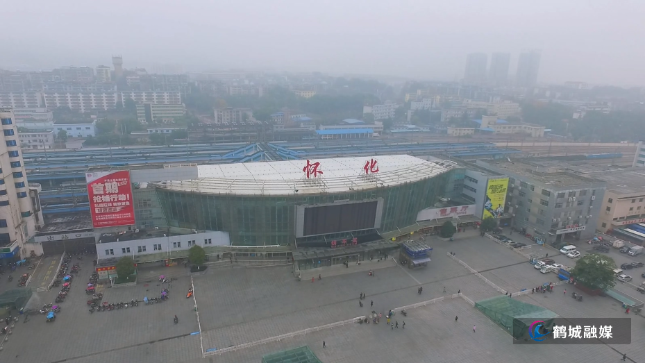 毛克文 铁路火车站.mp4_20260330_154132.973.jpg