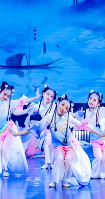 花儿朵朵开！这场沉浸式美育盛宴展湖湘青少年风采