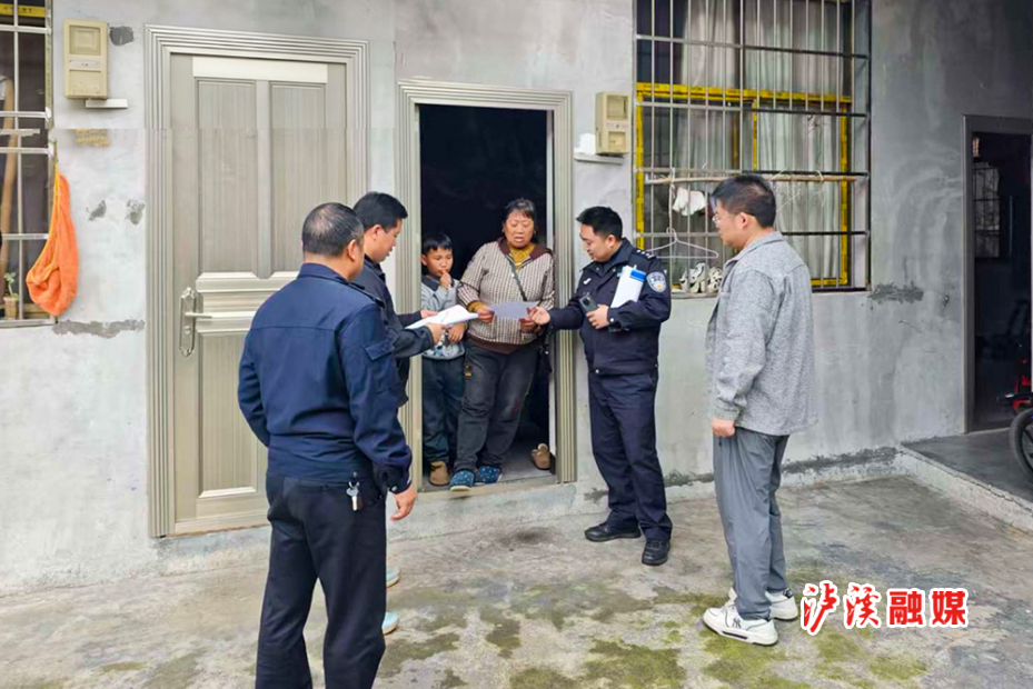 解放岩乡护学.jpg 解放岩乡护学.jpg