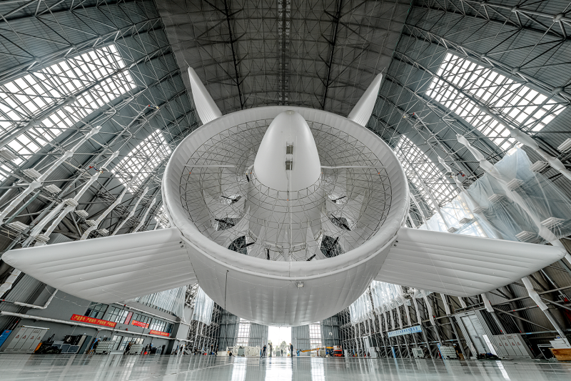 依托新区70%以上的航空航天企业集群，半年内临一云川在研发、生产、市场上实现突破。