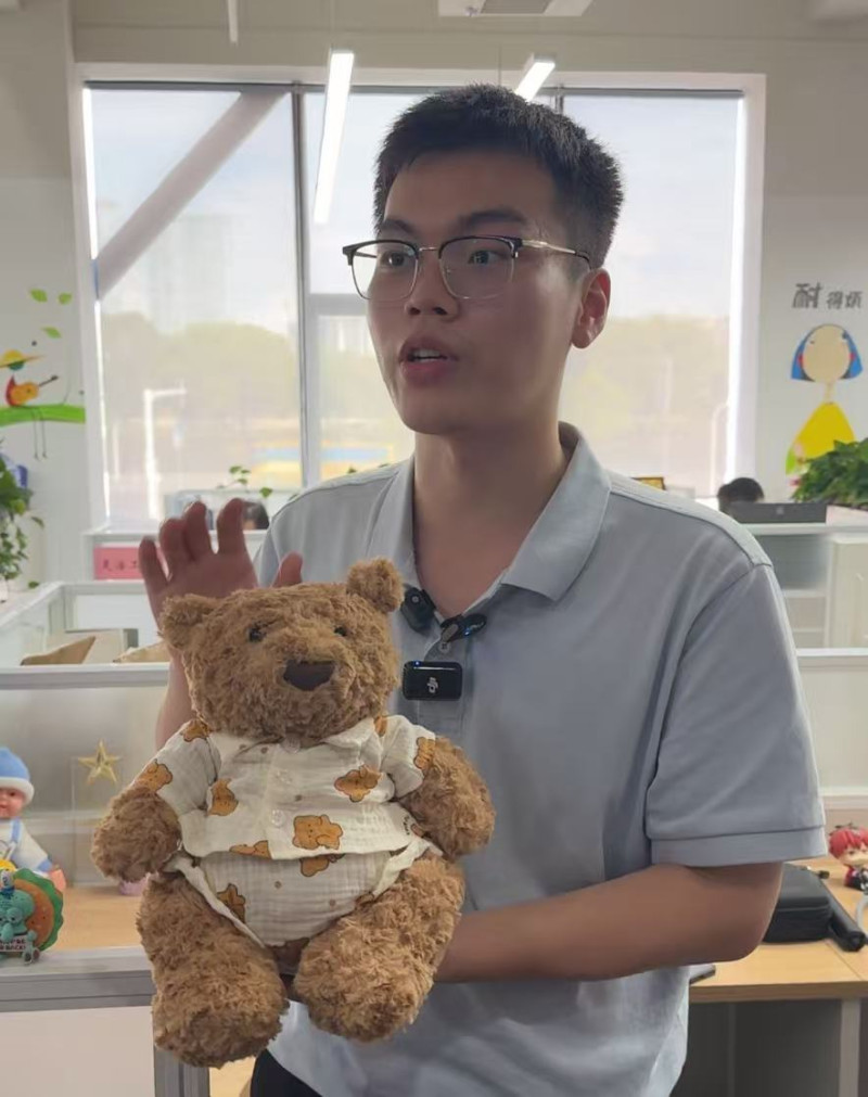 王蔚团队推出了新产品“熊宝”。湘江早报全媒体记者 罗杨 摄