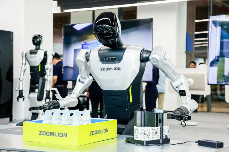 从“万物互联”迈向“万物智联”的新十年周期，湘江新区聚力推动“AI+”产业发展。均为 通讯员 供图