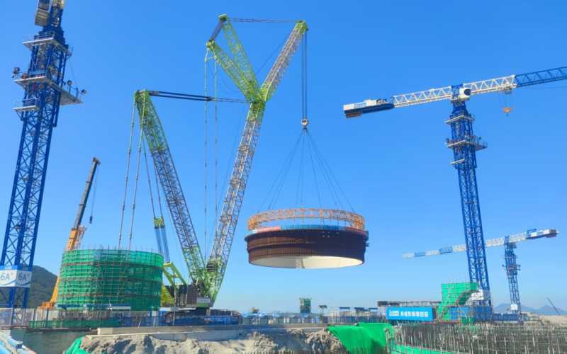 中联重科履带起重机“履”立新功,助力我国核电站建设。 中联重科履带起重机“履”立新功,助力我国核电站建设。