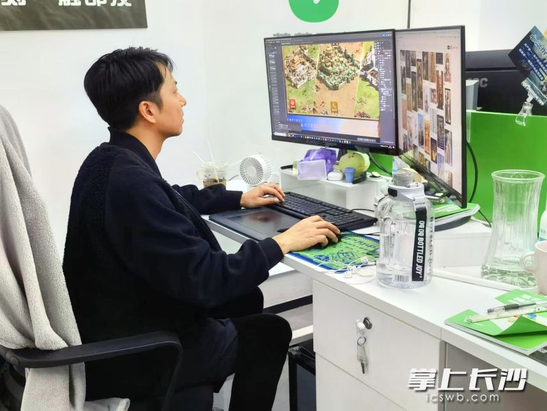 依托湘江新区的人才和产业优势，一批又一批动漫游戏企业在湘江西岸聚集。