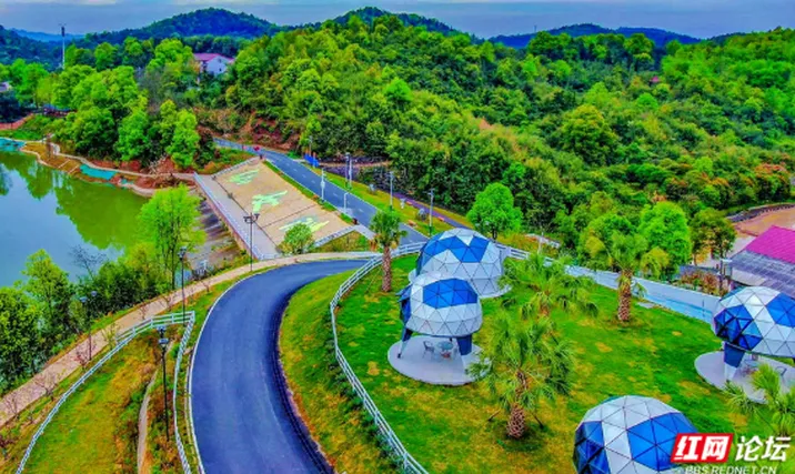 【每日一图@湖南】在株洲仙庾岭，找到通往春天的步道