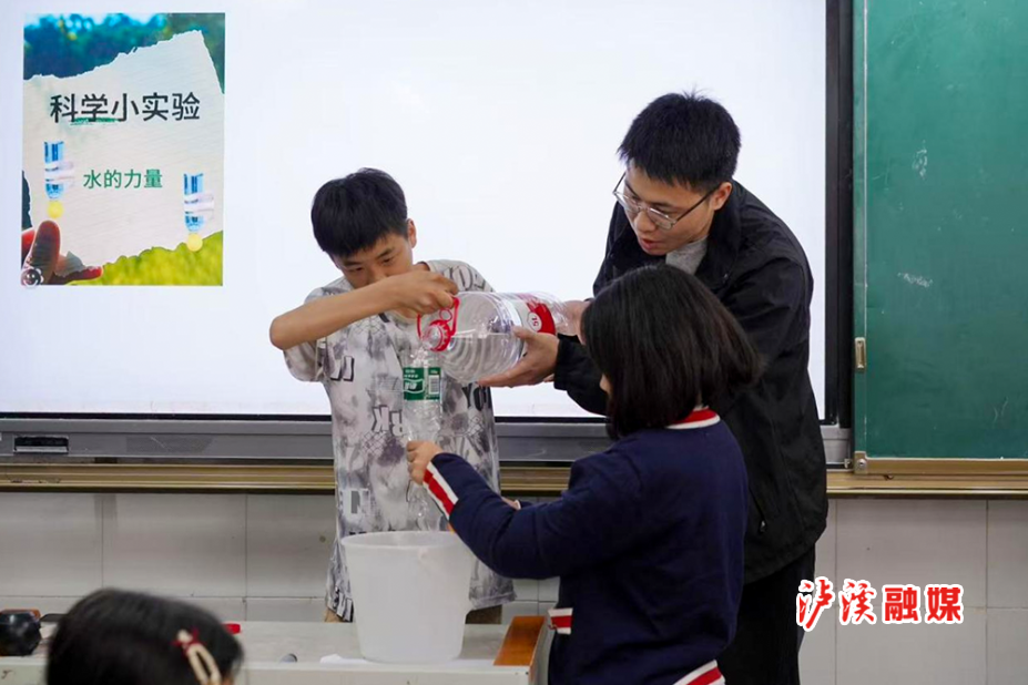 图片2.png 图片2.png