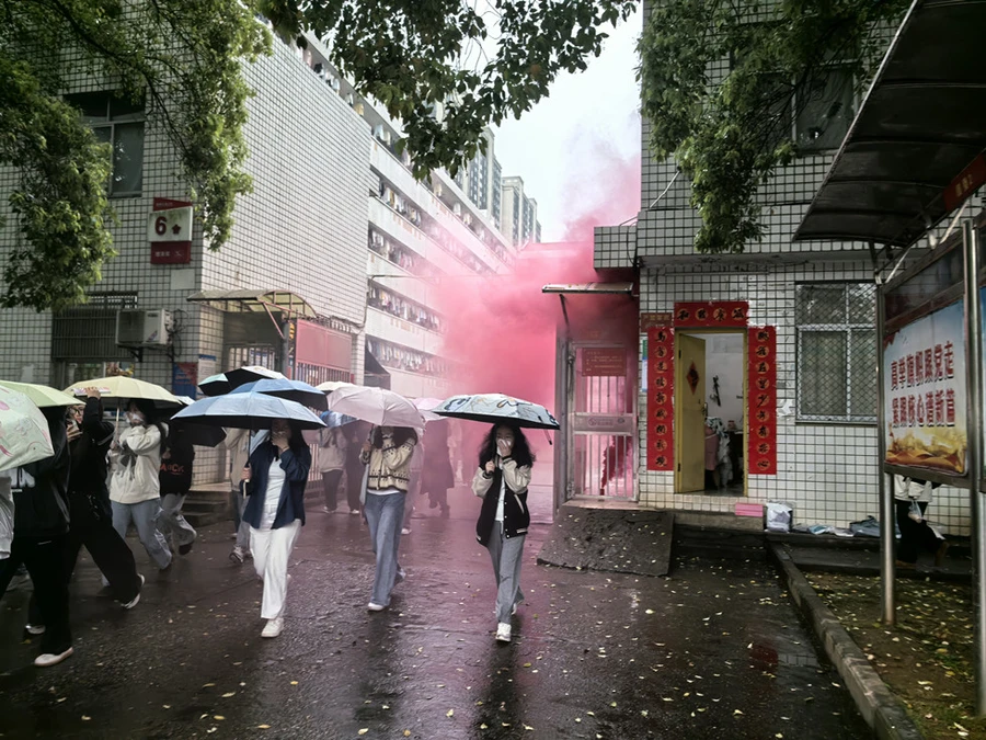 警报响起，浓烟弥漫……湖南文理学院这堂国家安全教育课很“实战”