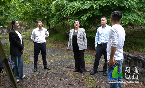邓群到湘江源瑶族乡调研蓝山谷项目建设工作.jpg