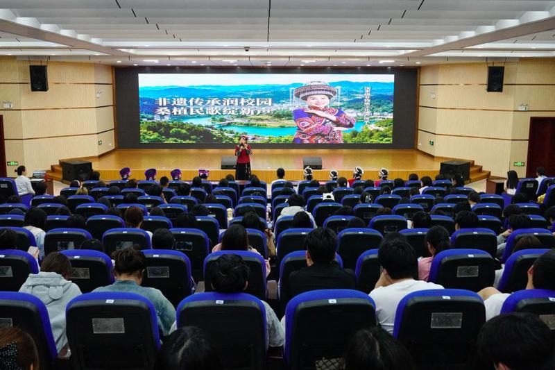 e6f6a159e56179957336961d1495cd79