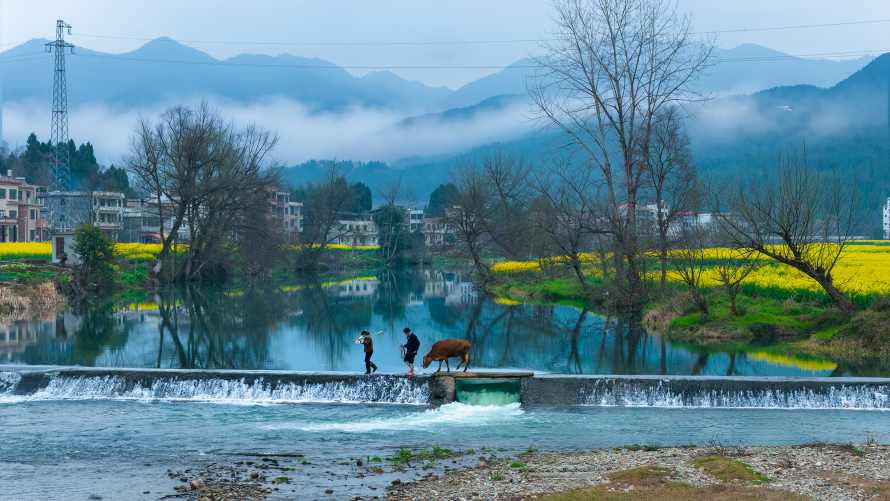湖南隆回：春水满田畴 春耕正当时
