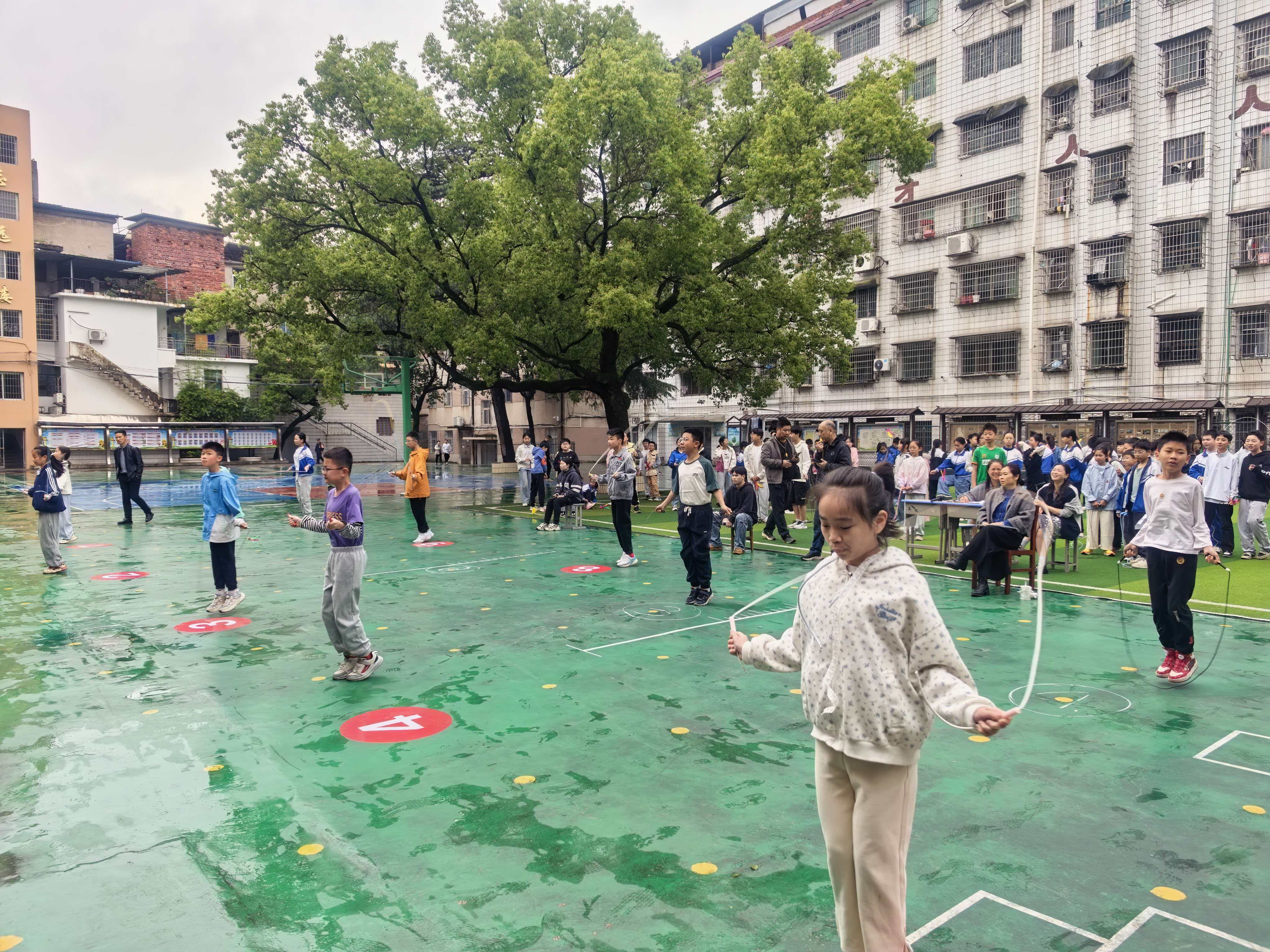 【耒阳站】前进小学：舞动绳与毽 运动强体魄
