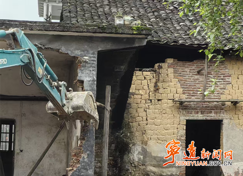 宁远县中和镇：整治空心房 扮靓新农村_副本_副本500.png