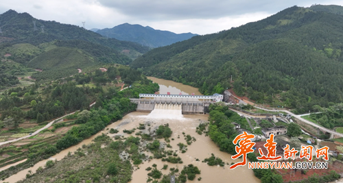 宁远：仁和水闸科学调度开闸溢洪 筑牢汛期安全屏障_副本500.png