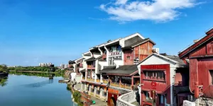 渌江桥畔，看尽醴陵春日好风光