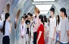 把C位留给青年，长沙“宠粉”来真的